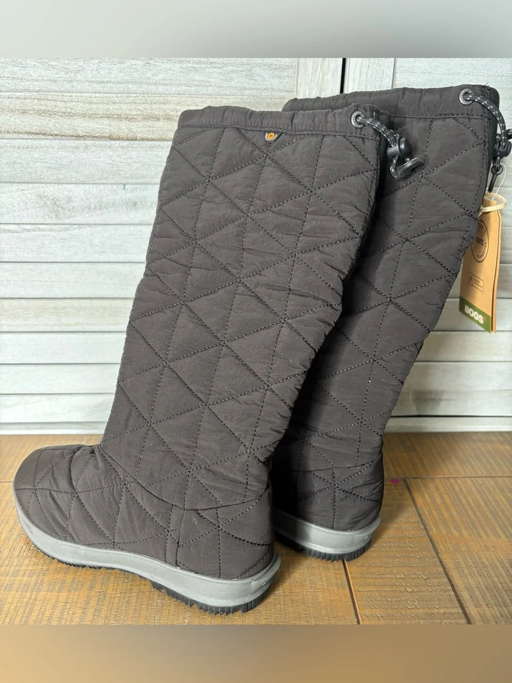 NWT Bogs Snowday Tall Quilted Waterproof Winter Boots Brown Size 6